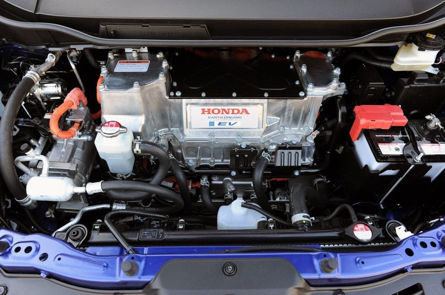  Honda Fit EV 2013 года  (фото 45 из 64)